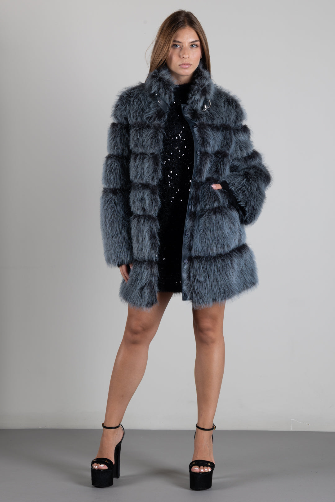 Patrizia Pepe Cappotto In Faux Fur con Collo Alto e Fibbia 2O0196 E077 NEXUS BLUE MELANGE