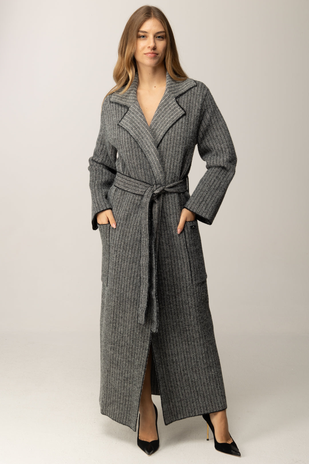 Elisabetta Franchi Cappotto Lungo a Vestaglia con Cintura CK18Q56E2 NERO