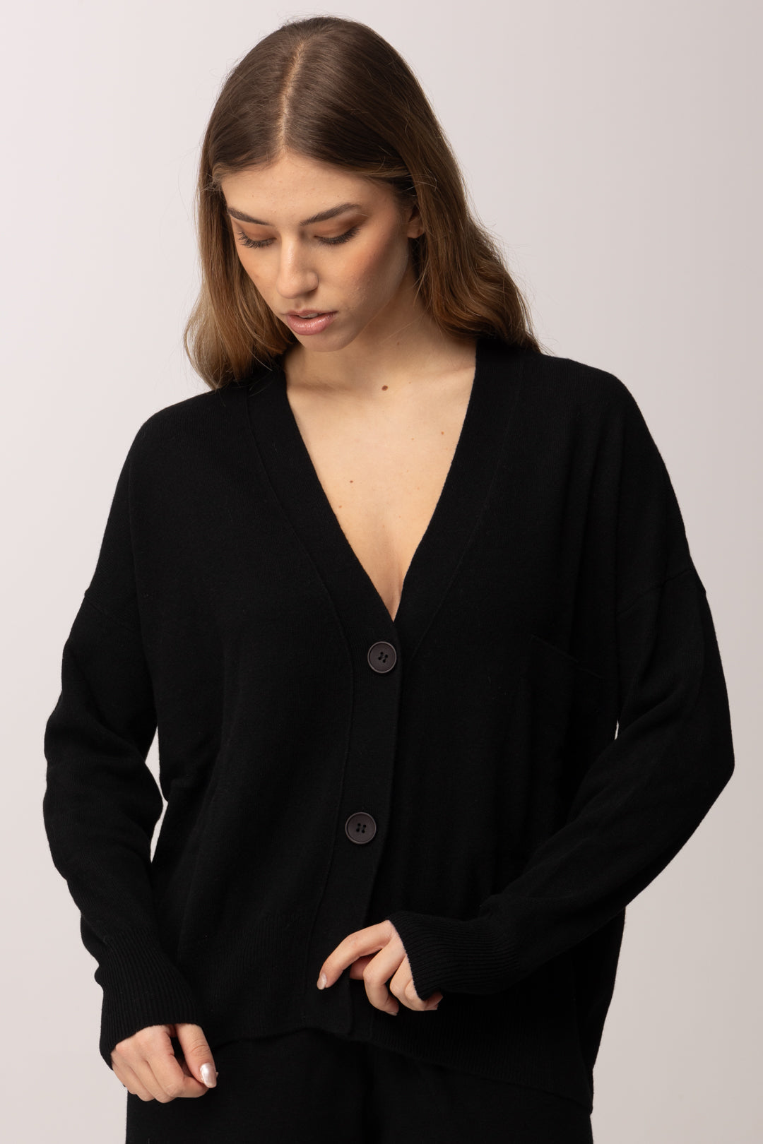 Meme Road Cardigan Morbido con Scollo a V e Tasca MRK631 NERO