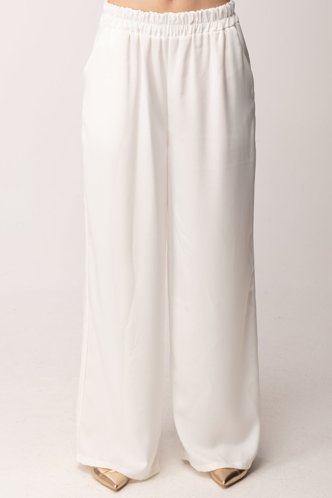 Khloe Femme Completo Satinato con Dettaglio Gioiello 70082 BIANCO
