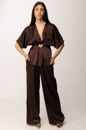 Khloe Femme Completo Satinato con Dettaglio Gioiello 70082 CACAO