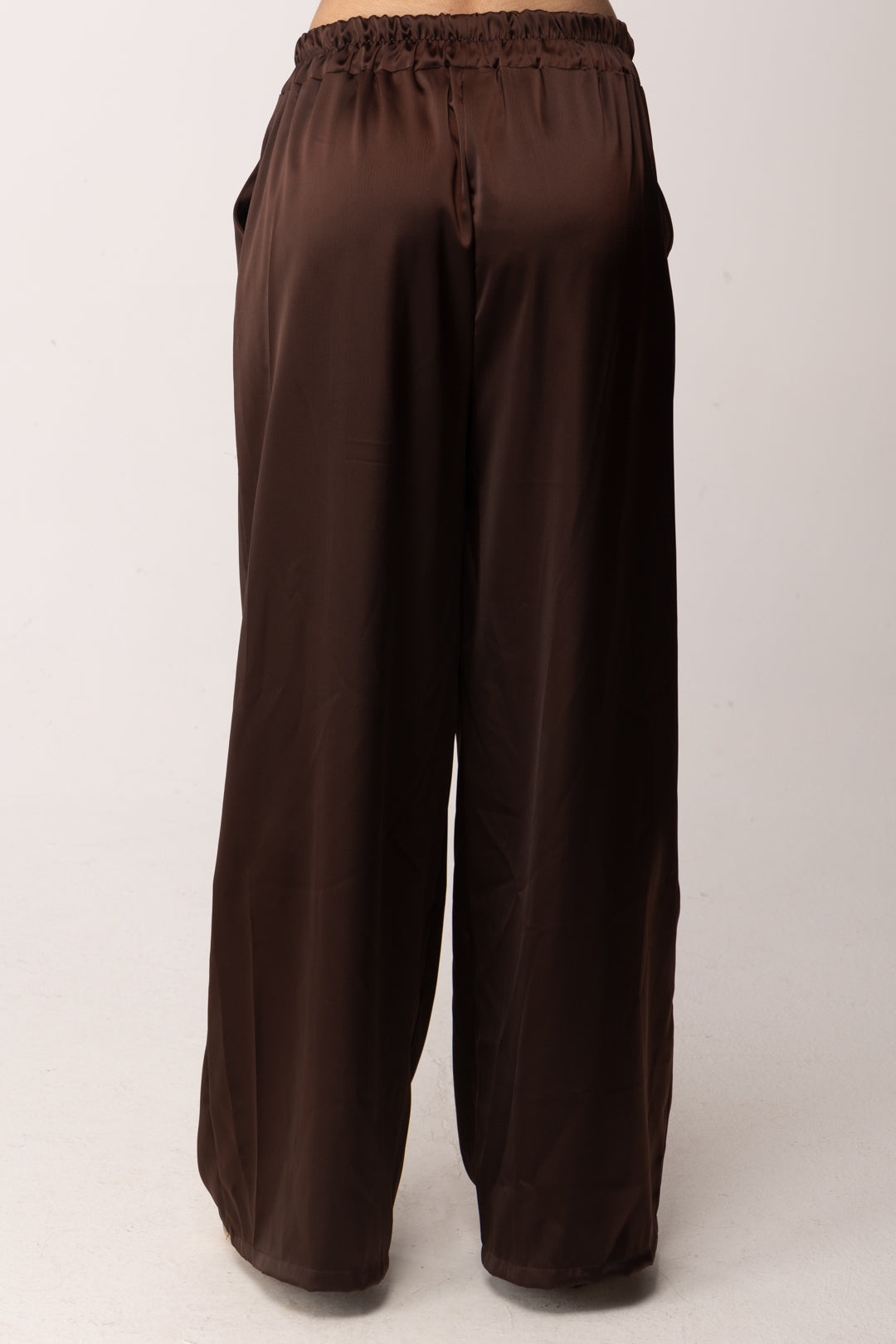 Khloe Femme Completo Satinato con Dettaglio Gioiello 70082 CACAO