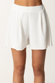 Khloe Femme Completo Top Off Shoulder e Shorts BIANCO
