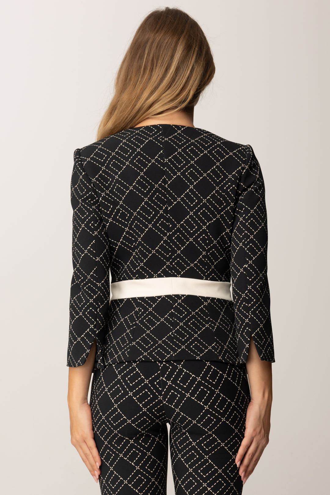 Elisabetta Franchi Giacca Bicolor con Pattern Logo GIS0156E2 NERO/MILK