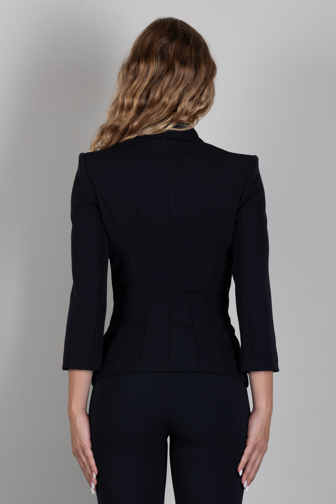 Elisabetta Franchi Giacca con Logo Gioiello GI26866E2 NERO