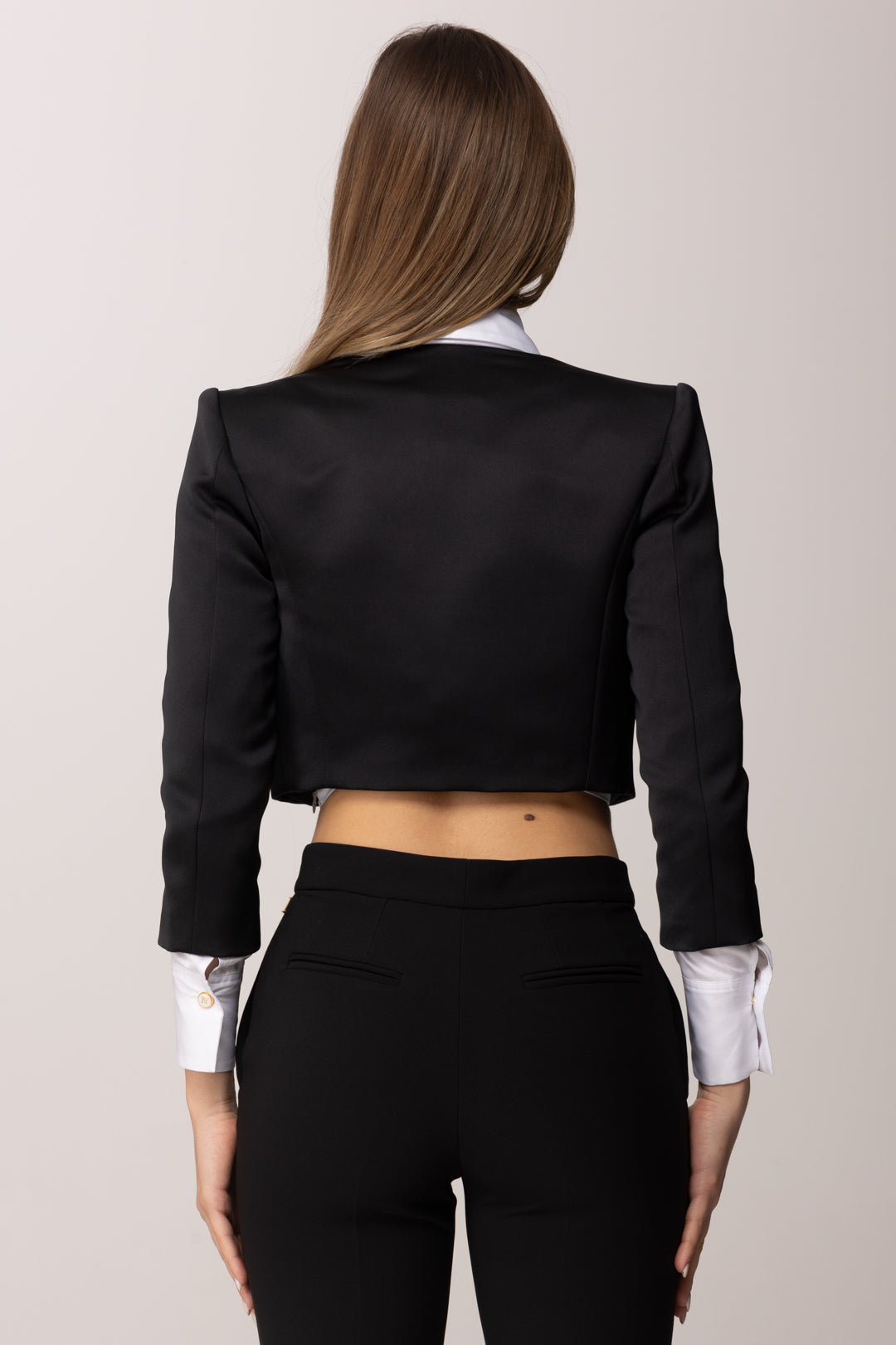 Elisabetta Franchi Giacca Corta In Crêpe con Logo Ricamato GI22561E2 NERO