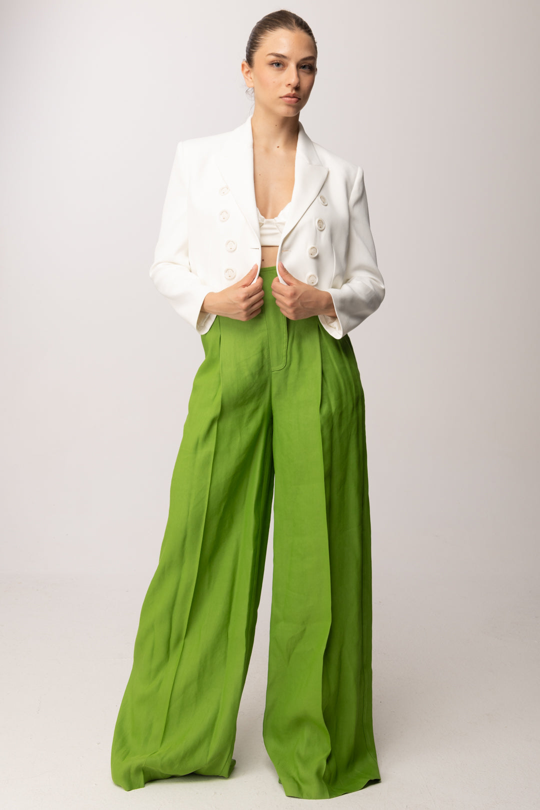 Elisabetta Franchi Giacca Cropped In Gabardina con Rever a Lancia GI22361E2 AVORIO