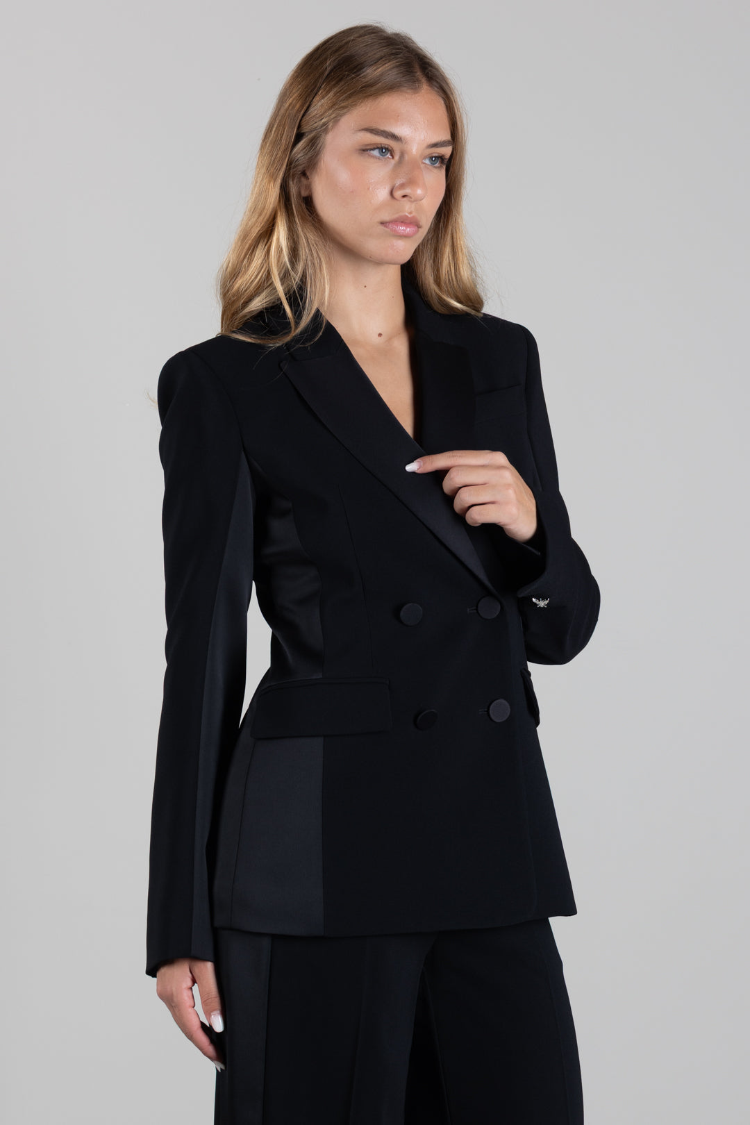 Patrizia Pepe Giacca Doppiopetto Slim Fit con Revers a Punta 8S0000 C7004 NERO