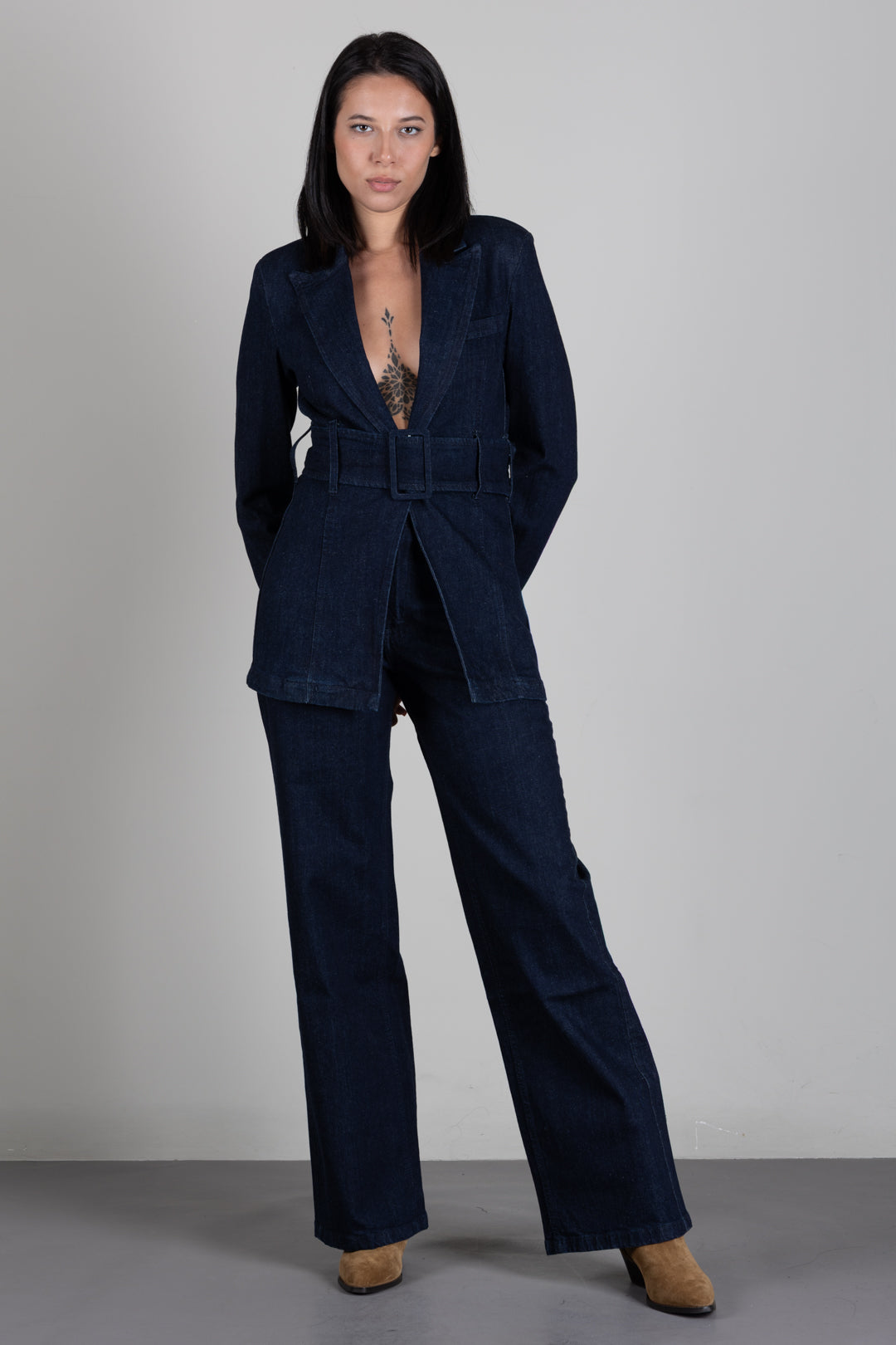 Patrizia Pepe Giacca In Denim Stretch con Cintura 8S0088 D113 BLUE RINSE WASH