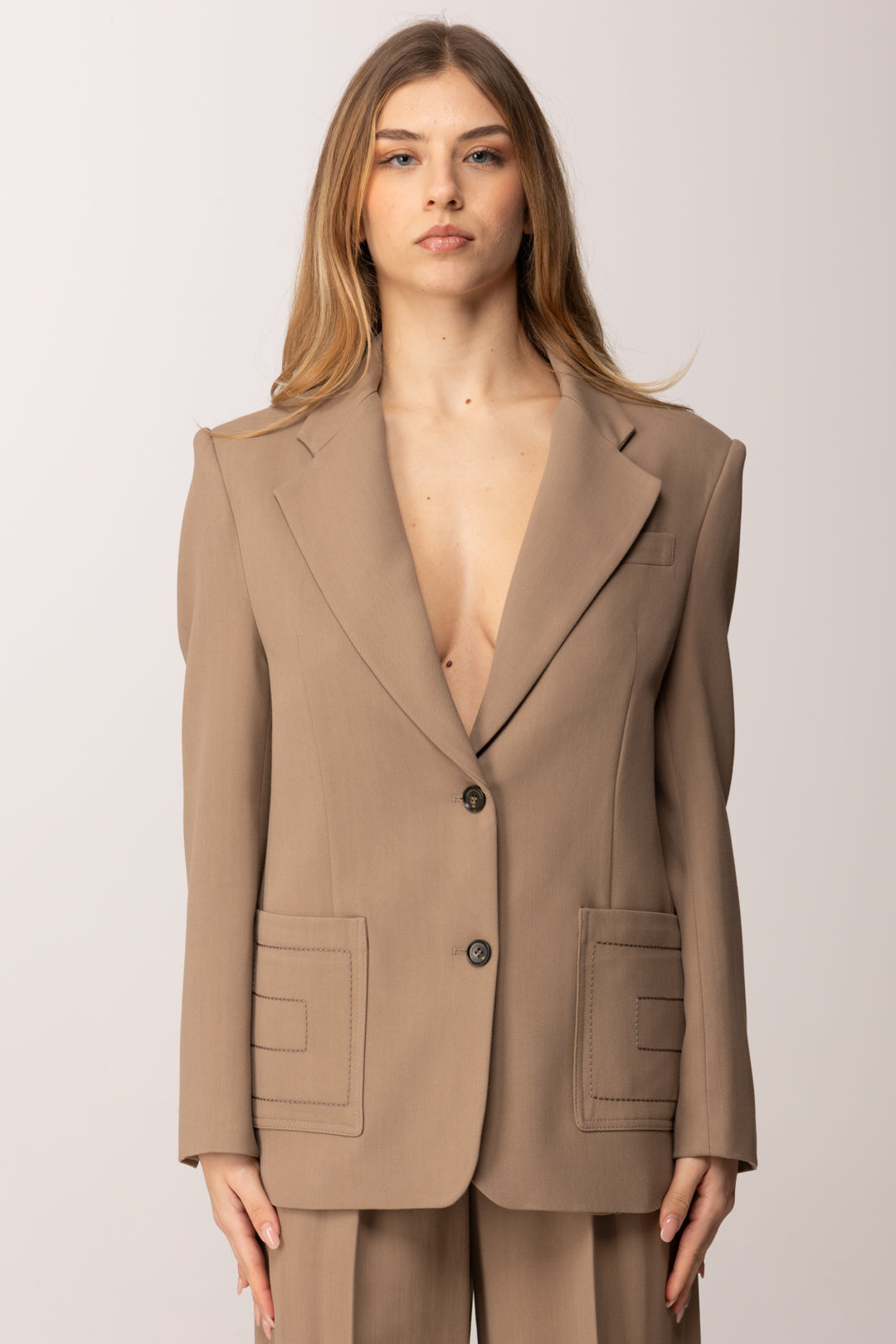 Elisabetta Franchi Giacca In Gabardina con Tasche con Ricamo Logo GI21961E2 ARGILLA