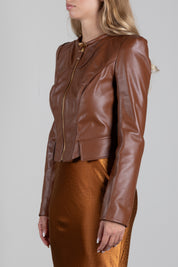 Elisabetta Franchi Giacca In Pelle Aderente con Spalle Strutturate GD06G66E2 SIGARO
