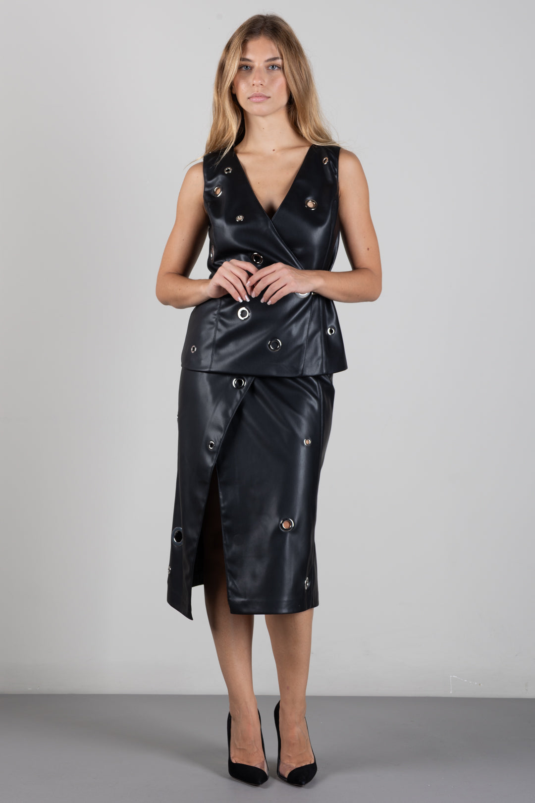 Manila Grace Gilet In Similpelle con Occhielli e Cintura G213EU METEORITE :AI26