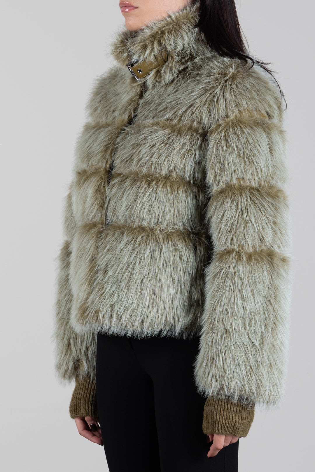 Patrizia Pepe Giubbotto Fluffy Corto con Collo Alto 2O0185 E077 LIZARD MELANGE