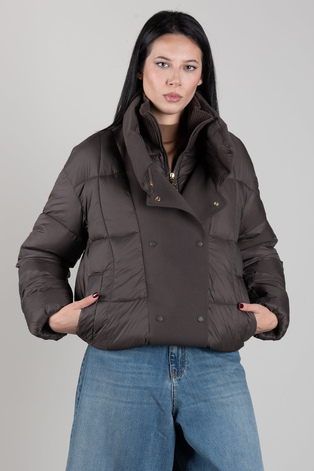 Patrizia Pepe Giubbotto Imbottito Trapuntato con Collo Alto
 Dez 2O0136 C7997 CRAFT BROWN