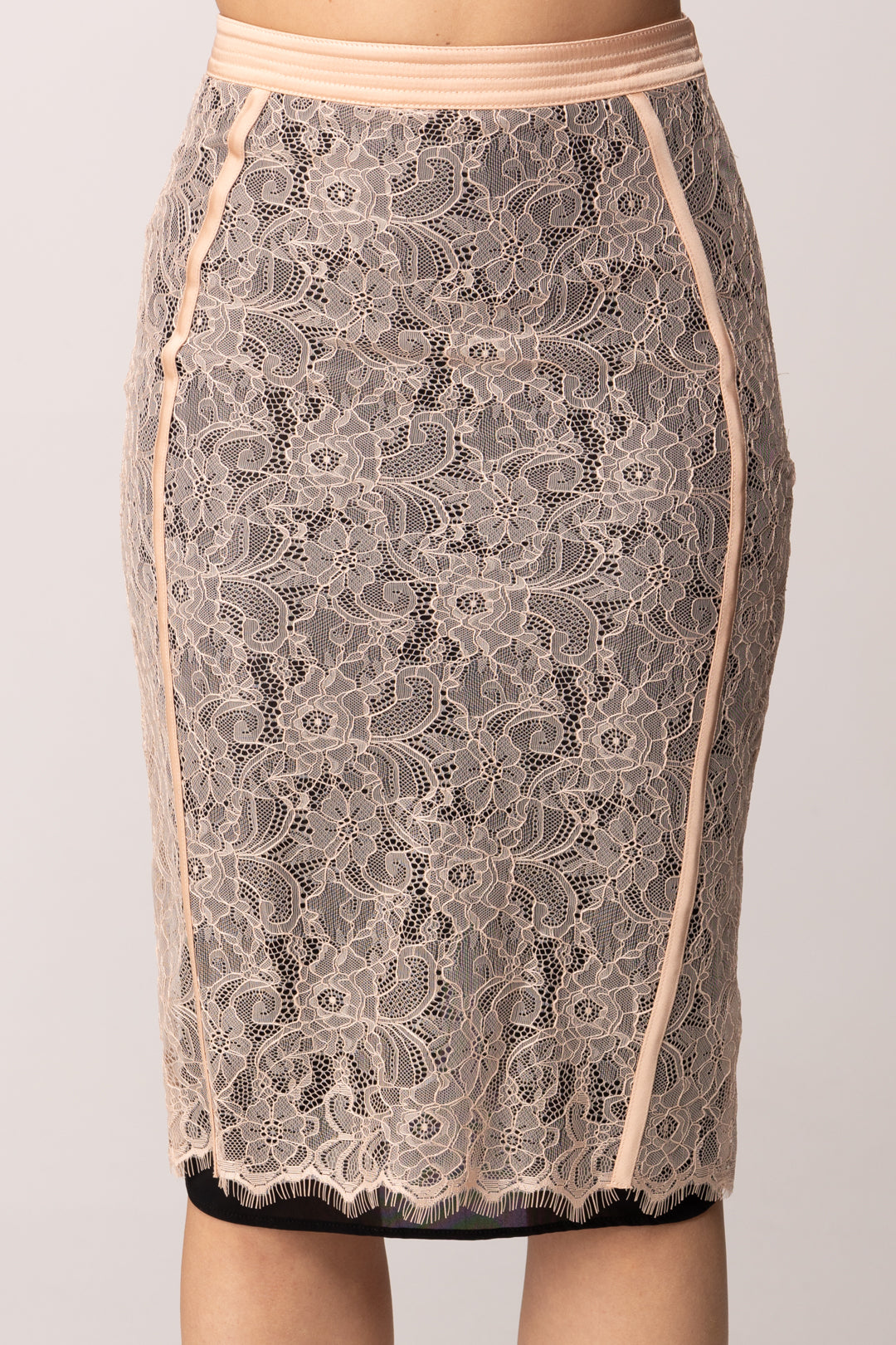 Elisabetta Franchi Gonna In Pizzo Floreale e Raso GO19362E2 NUDE/NERO