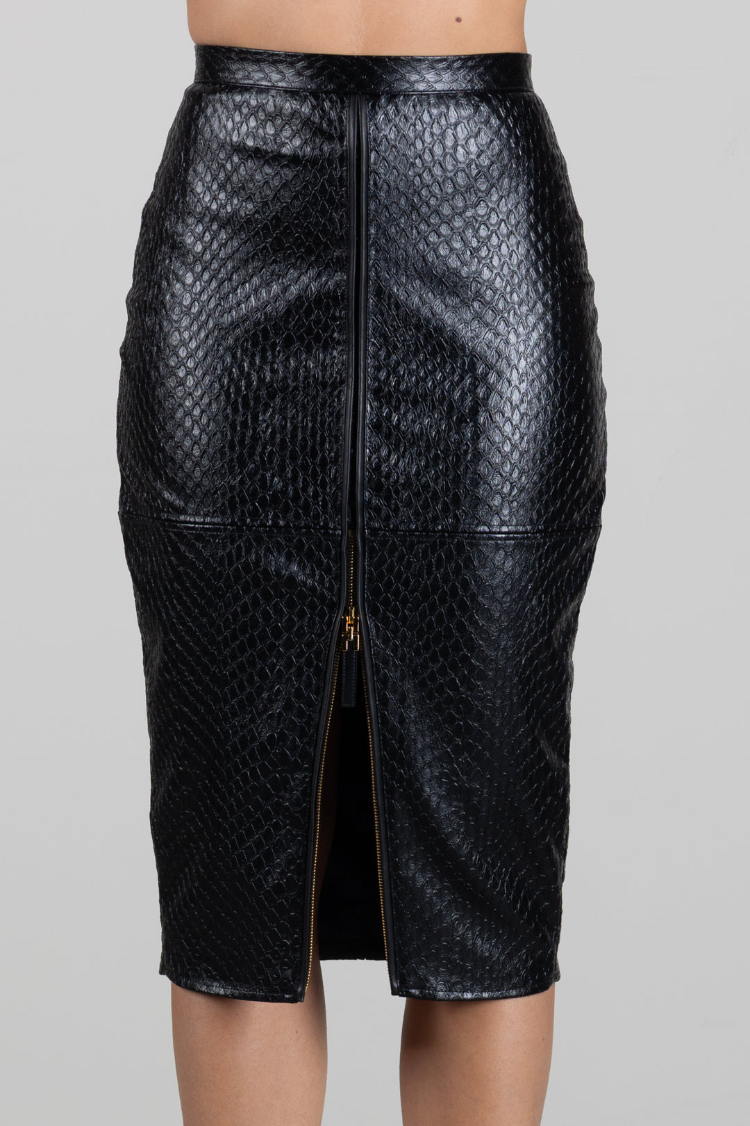 Elisabetta Franchi Gonna Longuette Effetto Pelle con Trama a Squame GO24467E2 NERO