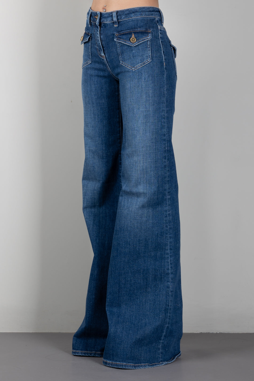 Elisabetta Franchi Jeans a Zampa con Taschini PJ18N66E2 BLUE VINTAGE