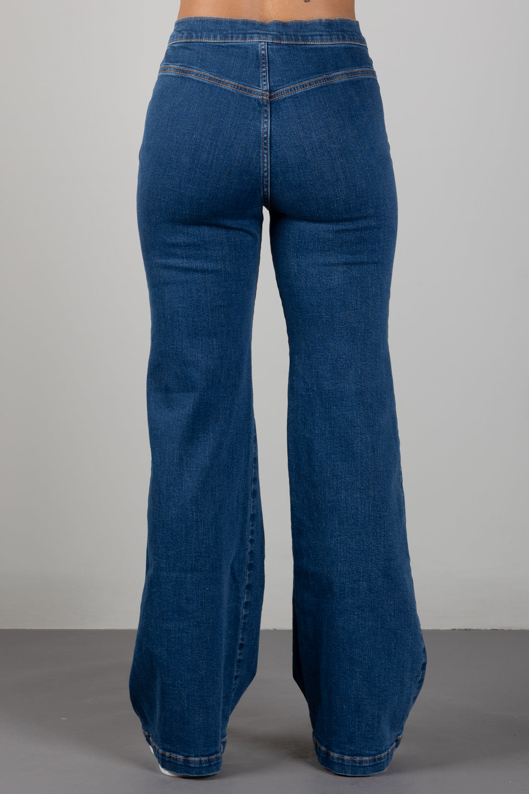 Elisabetta Franchi Bambina Jeans Flare con Bottoni Decorativi EFPA326CDS004.4039