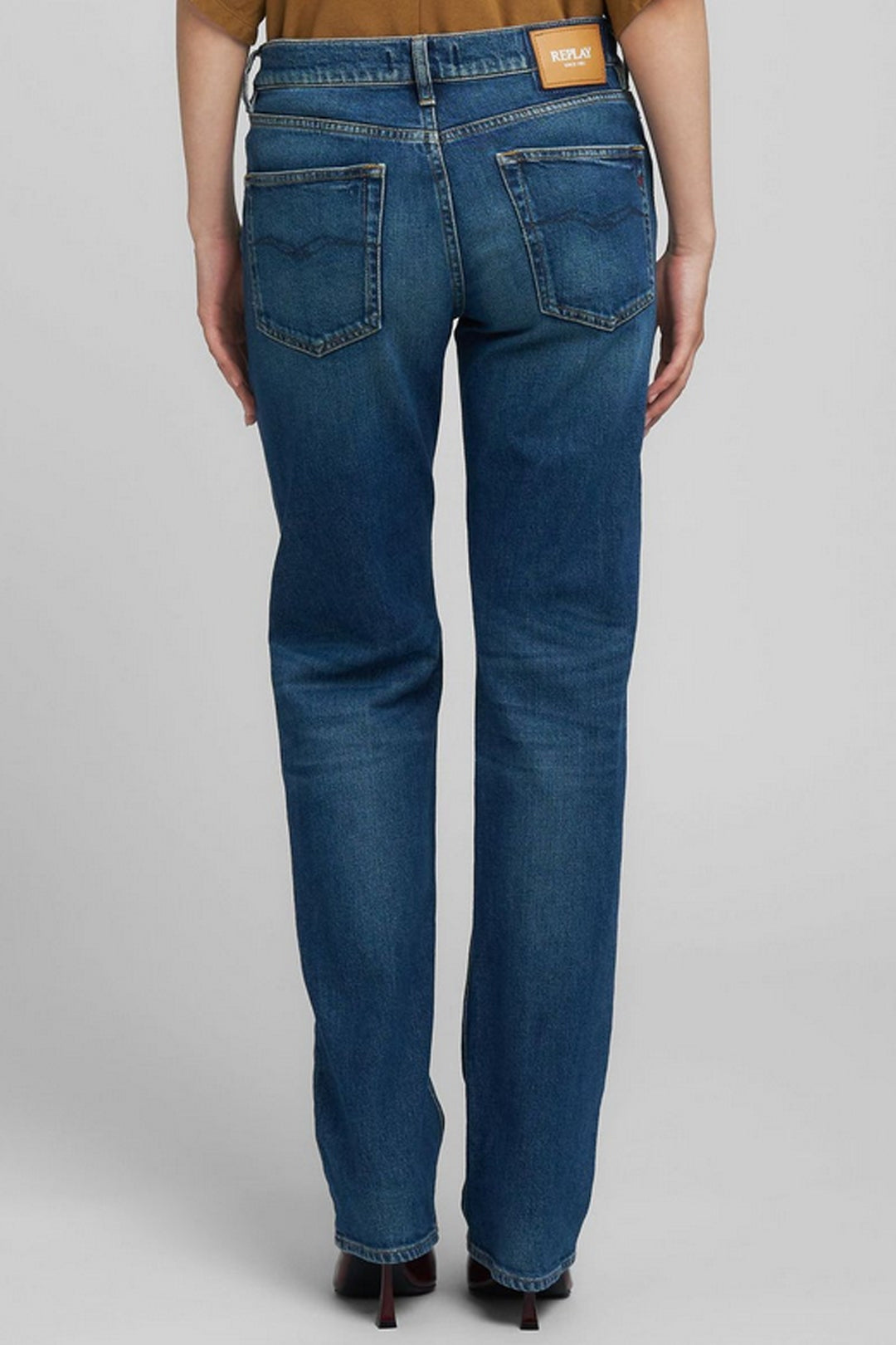 Replay Jeans Straight Fit In Denim Riciclato WA533 .000.795 949 DARK BLUE