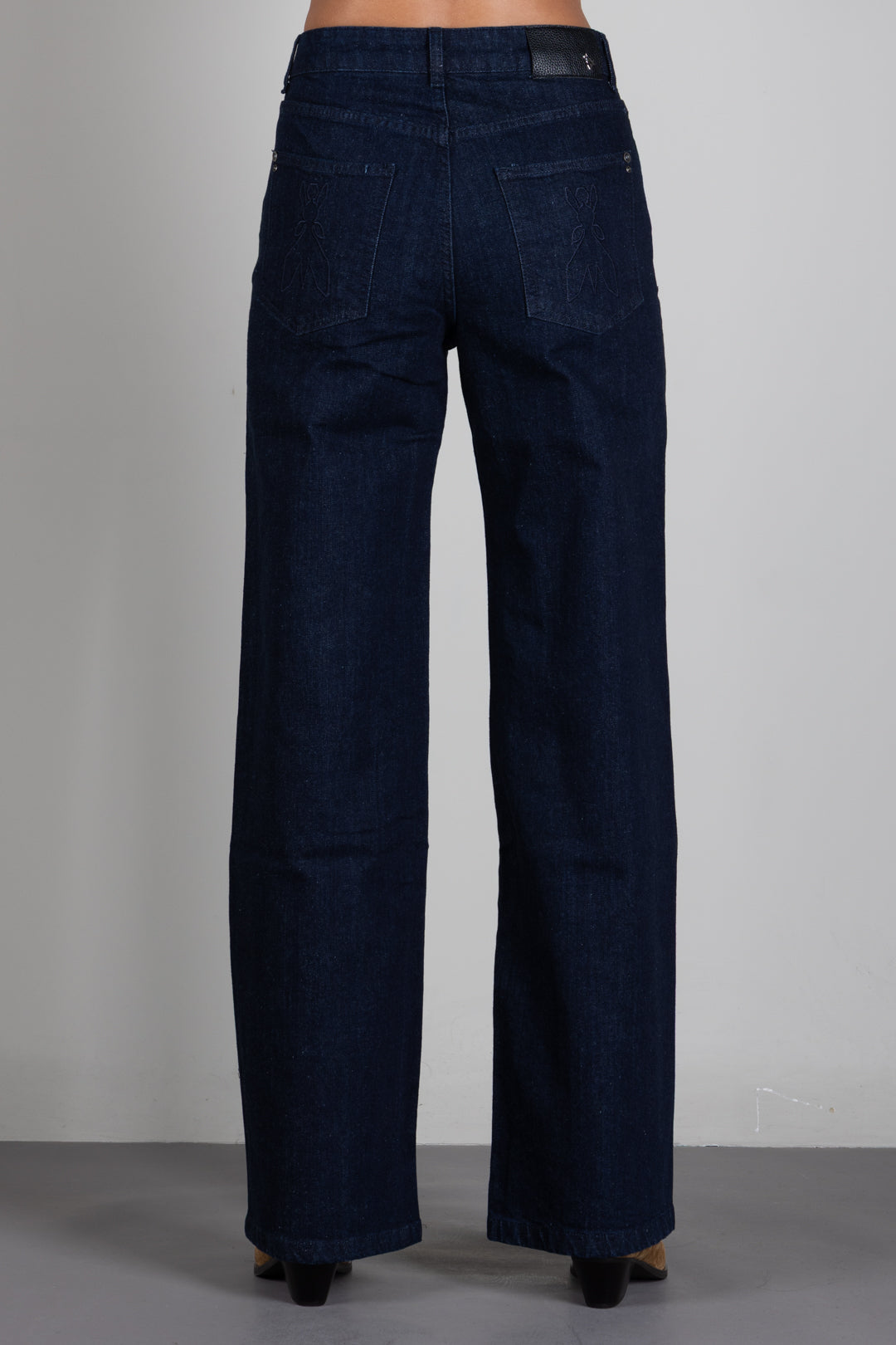 Patrizia Pepe Jeans Straight Fit In Denim Stretch 8P0543 D113 BLUE RINSE WASH