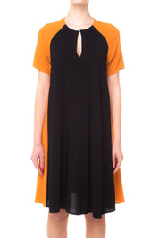 Jucca Jucca: Abito Bicolore Ampio Scollo a Goccia Davanti J2317006 NERO/TERRA