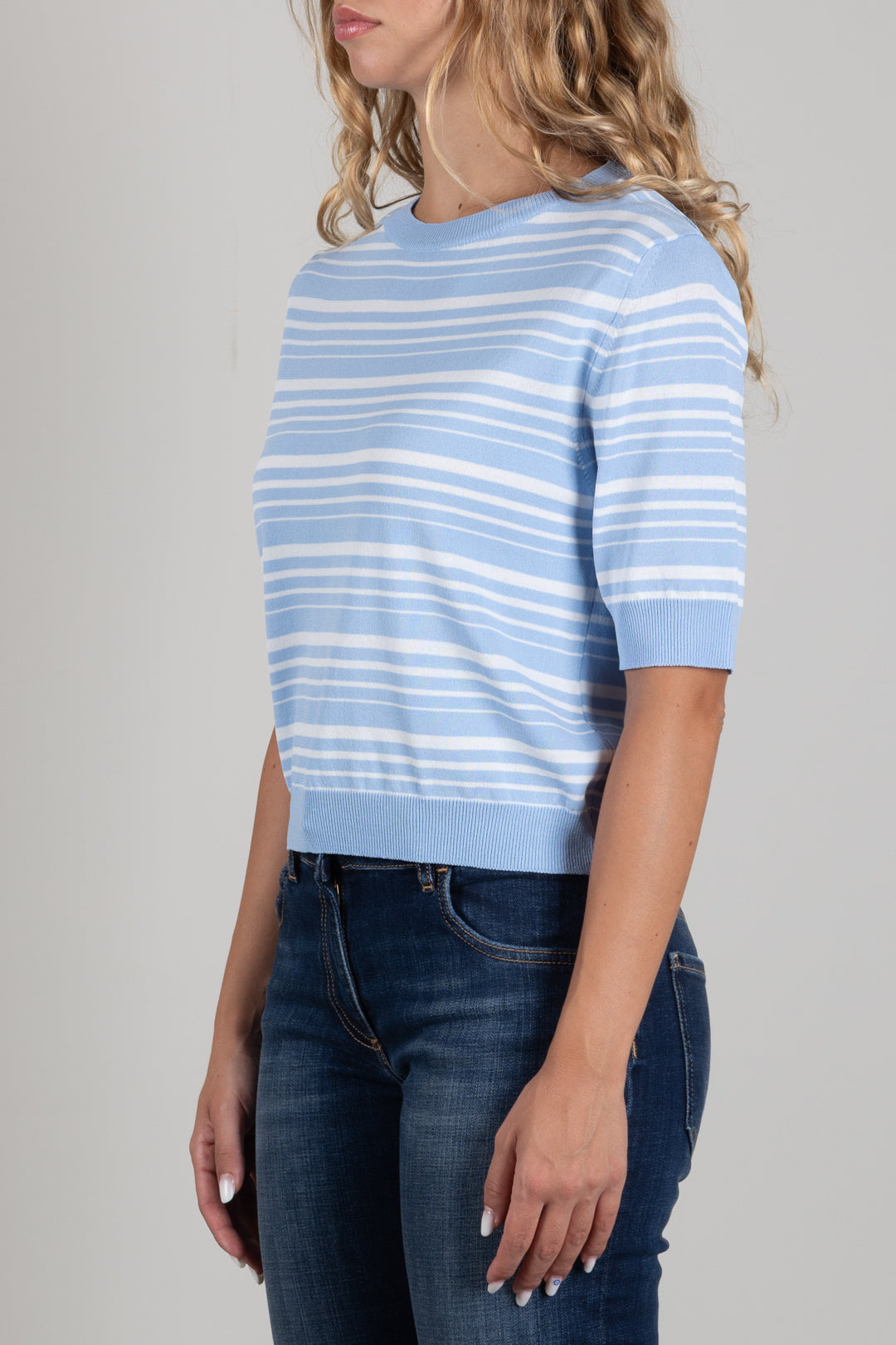 Angela Davis Maglia Azzurra a Righe Bianche con Maniche Corte RP9PA50 AZZURRO