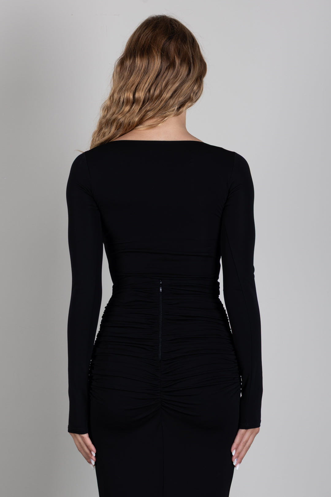 Elisabetta Franchi Maglia In Jersey con Scollo Ampio e Placca Logo MD00567E2 NERO