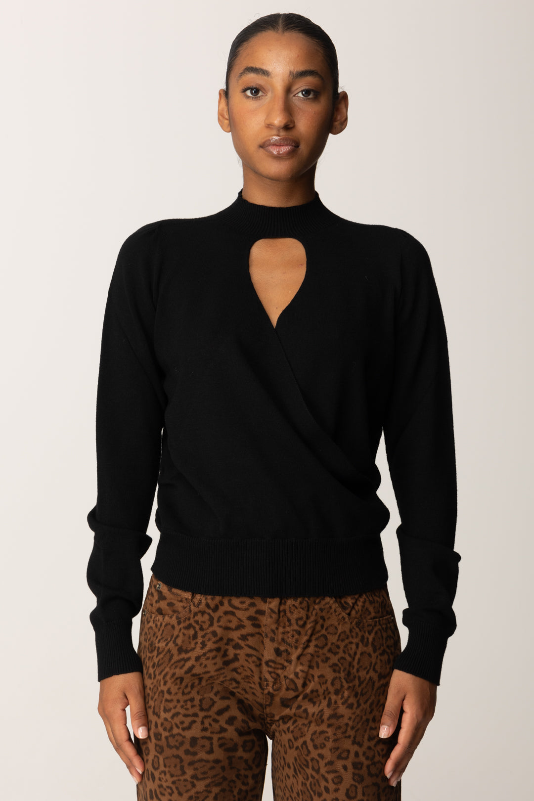 Twin-set Donna Maglia In Viscosa Stretch con Cut-out e Incrocio