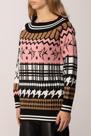 Akep Maglione con Stampa Multigrafica e Scollo a Barca
 MGKD11090 BIANCO/ROSA