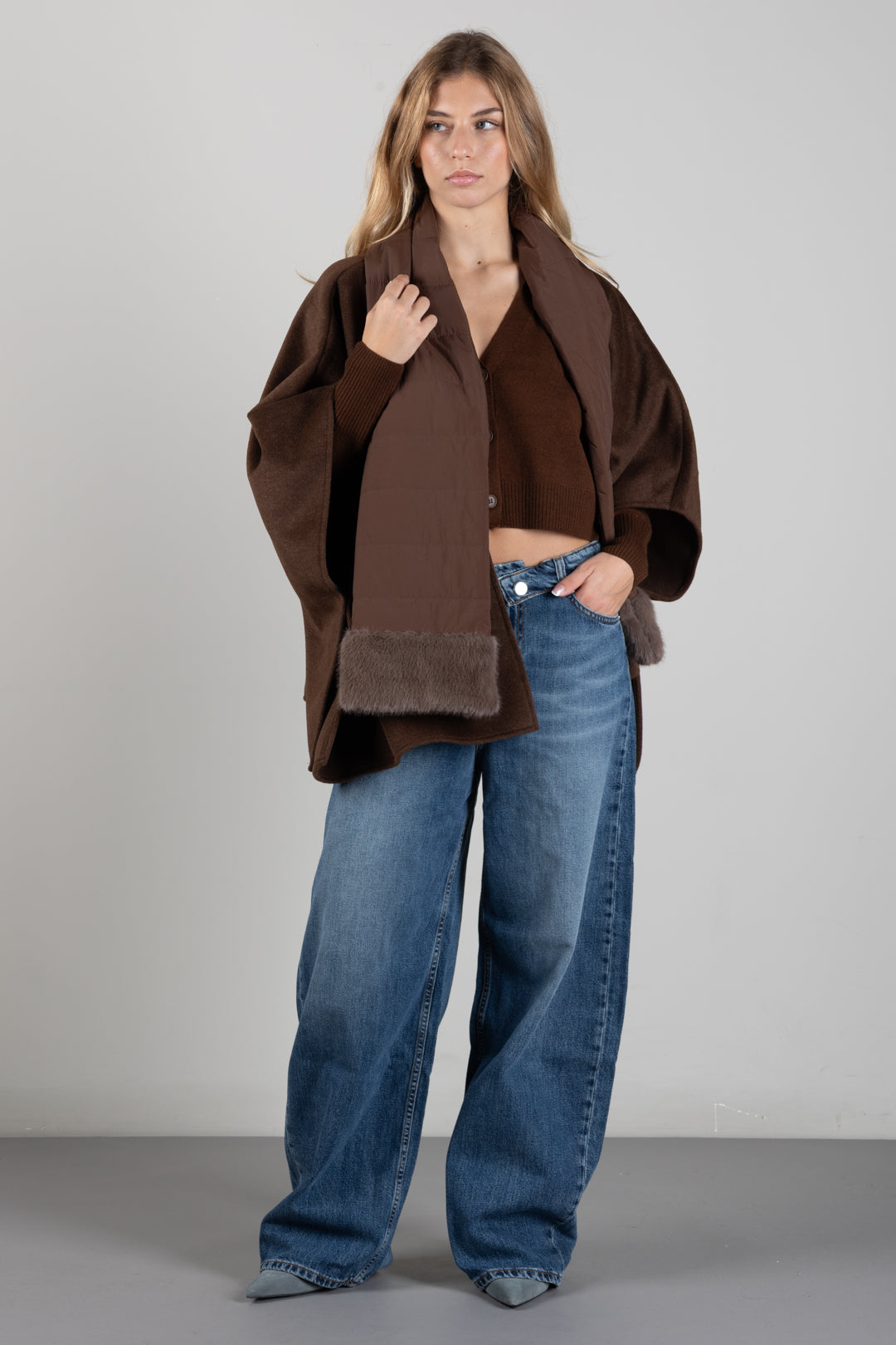 Twin-set Mantella con Sciarpa Imbottita e Bordi Effetto Pelliccia 262TO5510 DARKNESS BROWN