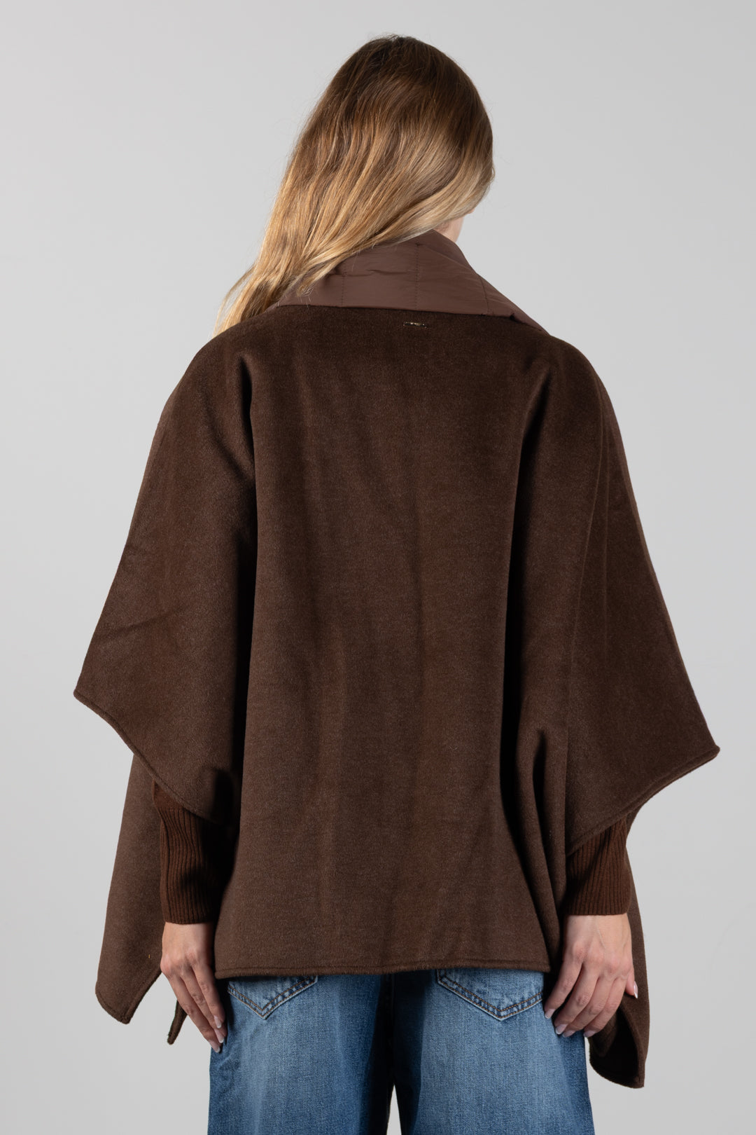 Twin-set Mantella con Sciarpa Imbottita e Bordi Effetto Pelliccia 262TO5510 DARKNESS BROWN