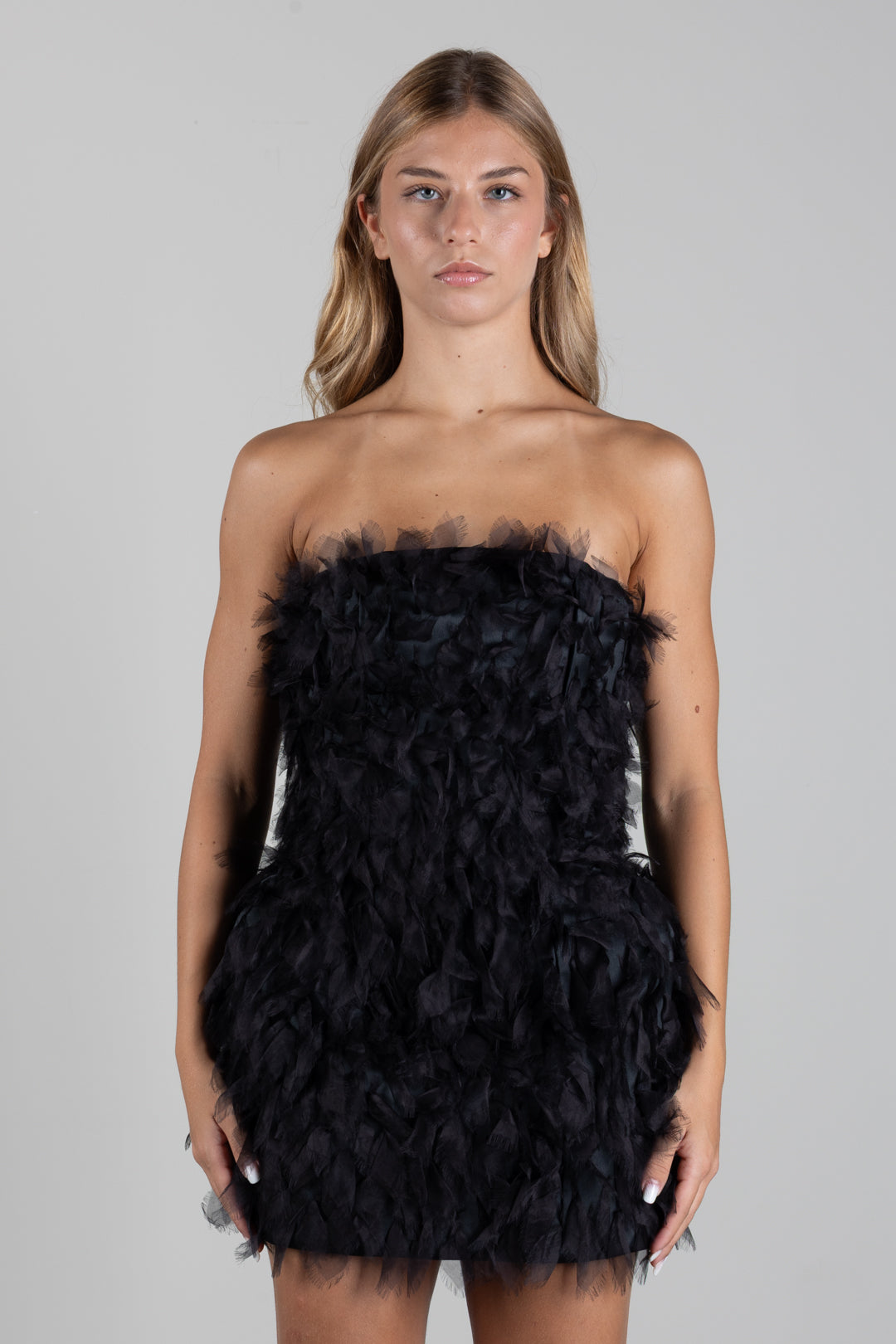 Elisabetta Franchi Mini Abito In Gazar con Petali 3d AB04168E2 NERO