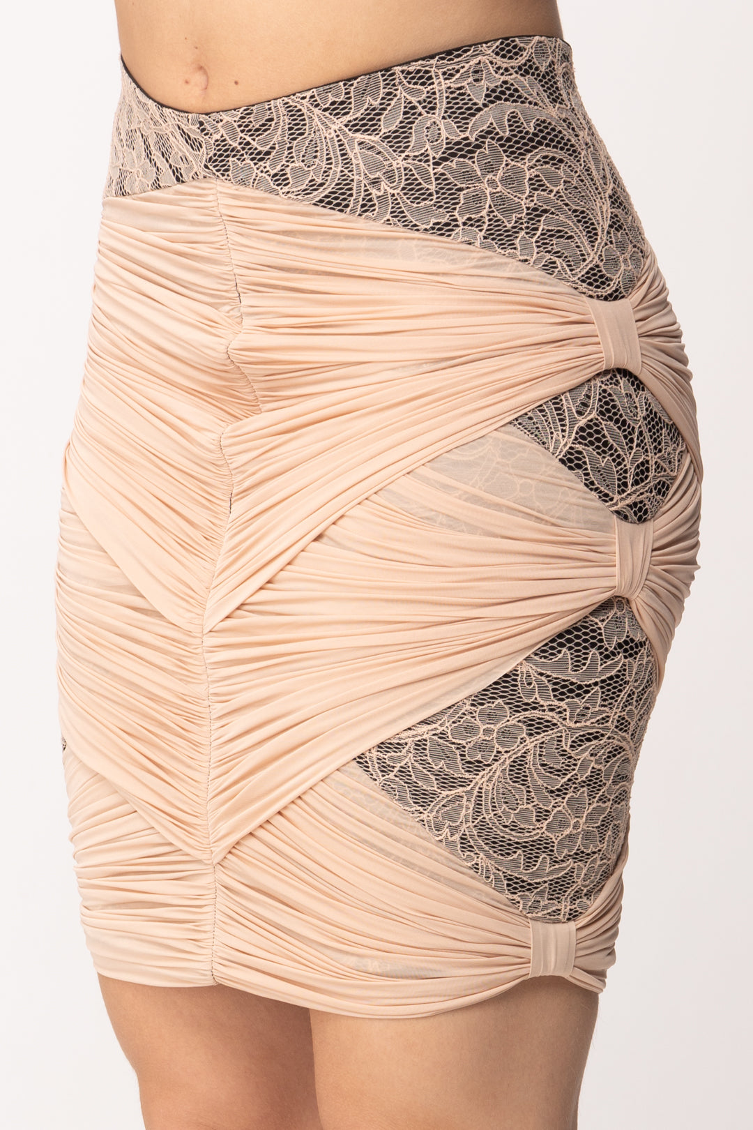 Elisabetta Franchi Minigonna In Pizzo con Fascioni In Jersey GO17662E2 NUDE/NERO