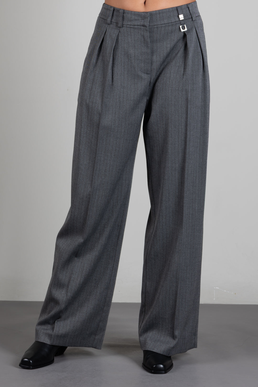Patrizia Pepe Pantalone Sartoriale a Vita Alta con Righe Sottili 8P0474 C0238 HERRINGBONE GRAY