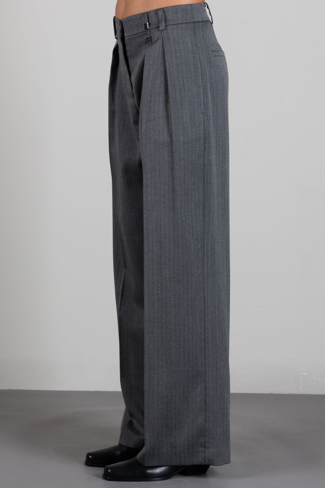 Patrizia Pepe Pantalone Sartoriale a Vita Alta con Righe Sottili 8P0474 C0238 HERRINGBONE GRAY