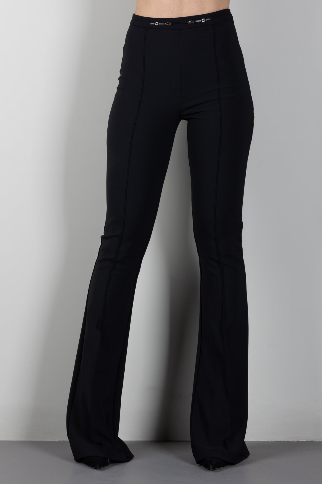Elisabetta Franchi Pantaloni a Zampetta con Morsetto Logo PA19766E2 NERO