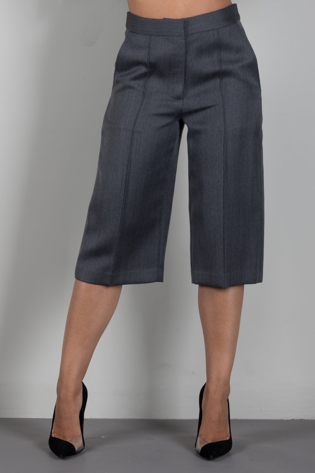 Elisabetta Franchi Pantaloni Bermuda In Fresco Lana con Nervature PA18066E2 GRIGIO MELANGE