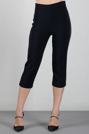 Elisabetta Franchi Pantaloni Capri In Crêpe Leggero e Raso PA20567E2 NERO