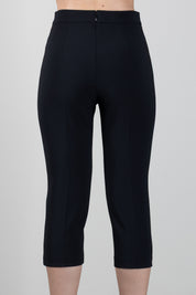 Elisabetta Franchi Pantaloni Capri In Crêpe Leggero e Raso PA20567E2 NERO