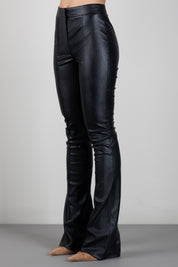 Elisabetta Franchi Pantaloni Effetto Pelle con Nervature e Fondo a Zampa PA18866E2 NERO
