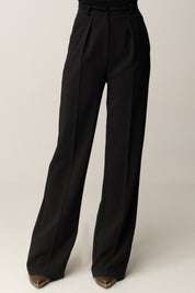 Elisabetta Franchi Pantaloni In Crêpe con Dettagli Smoking In Satin PA12658E2 NERO