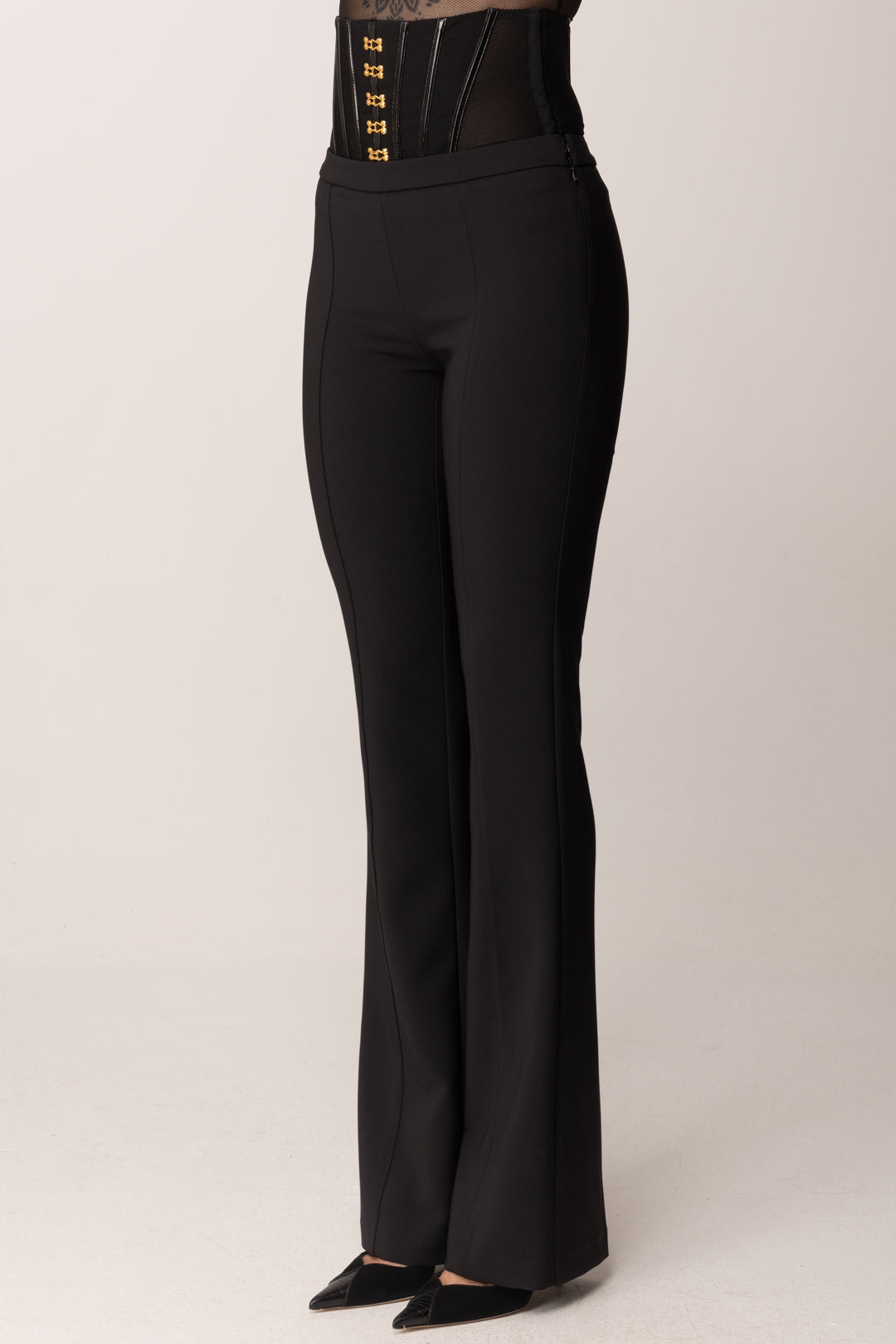 Elisabetta Franchi Pantaloni In Crêpe Leggero con Ganci Gioiello PA13257E2 NERO