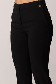 Elisabetta Franchi Pantaloni In Crêpe Leggero con Logo Charm
 PA16661E2 NERO