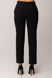 Elisabetta Franchi Pantaloni In Crêpe Leggero con Logo Charm
 PA16661E2 NERO