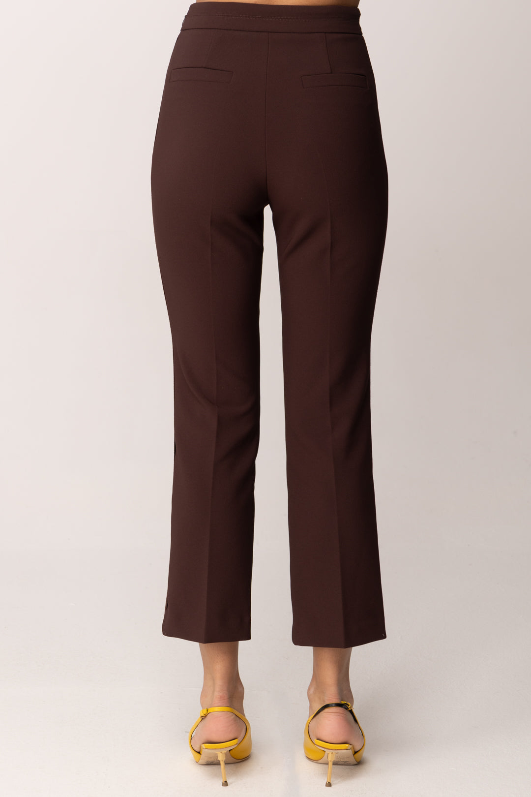 Elisabetta Franchi Pantaloni In Doppio Crêpe Stretch con Logo Charm PA16861E2 CACAO