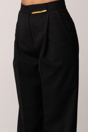 Elisabetta Franchi Pantaloni In Fresco Lana con Placca Gioiello PA15761E2 NERO