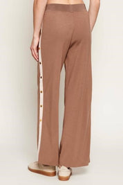 Elisabetta Franchi Pantaloni In Maglia con Bottoni e Bande In Viscosa KP74S61E2 ARGILLA/BURRO