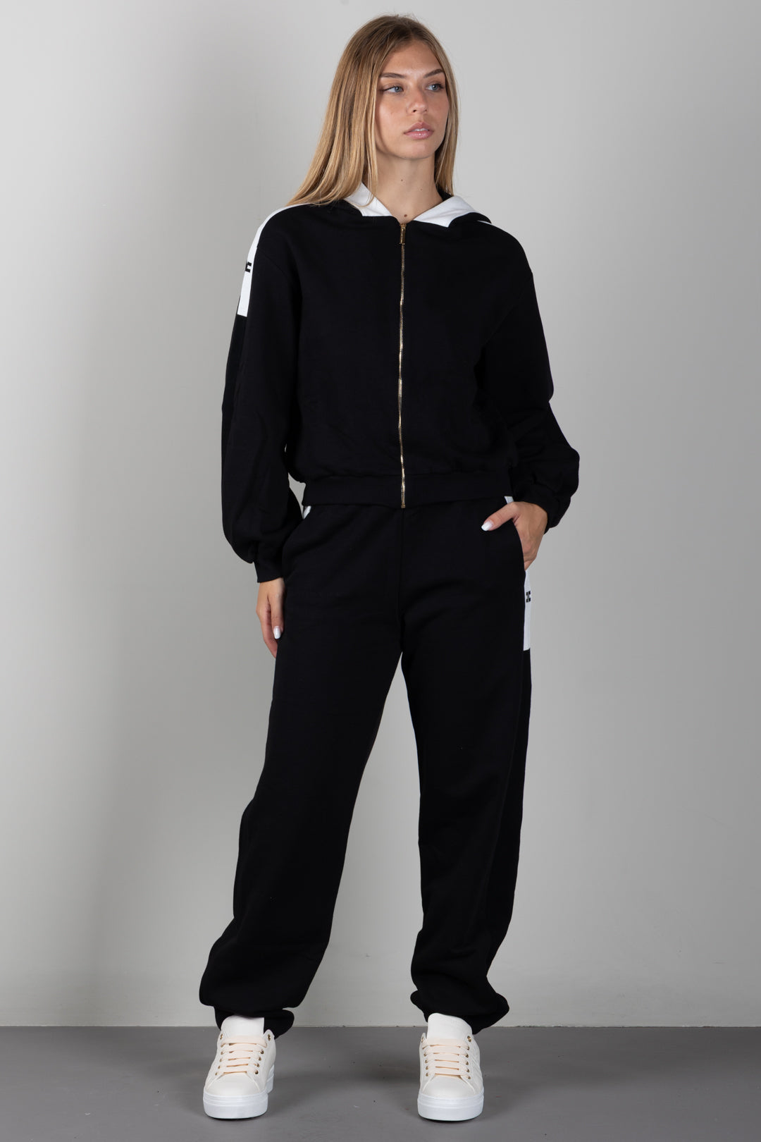 Elisabetta Franchi Bambina Pantaloni Sportivi con Stampa Logo EFPA327CFF017.N101