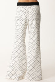 Elisabetta Franchi Bambina Pantaloni Svasati In Crepe con Stampa Logo EFPA2870GA023 MILK-NERO/NERO