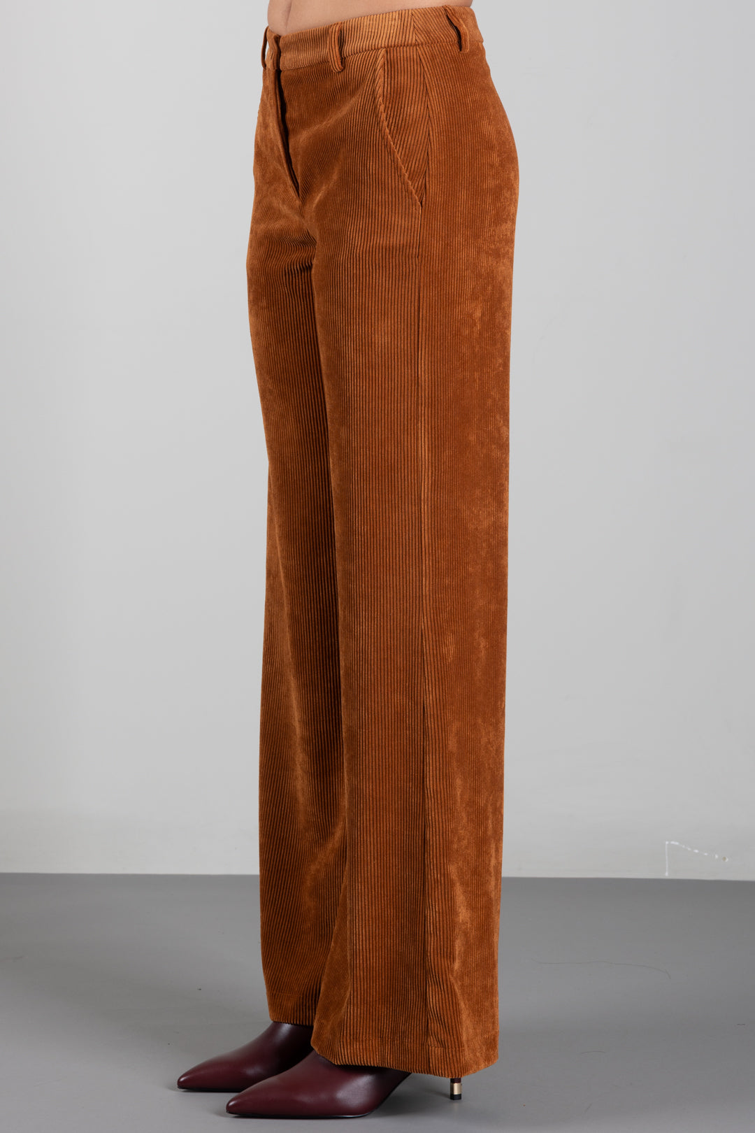 Patrizia Pepe Pantaloni Wide Leg In Velluto a Costine 2P0052 C0262 WARM CARAMEL